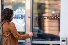 WeWork shares plummet on bankruptcy reports