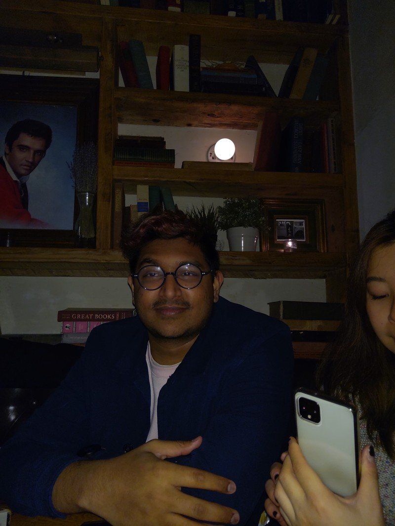 Motorola RAZR camera sample