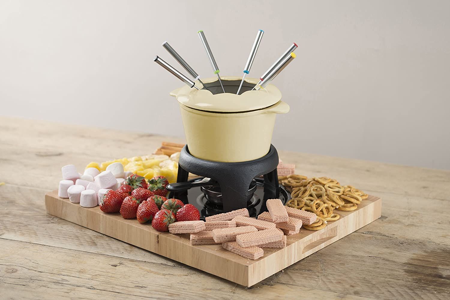 Want to buy a Fondue set in time for Christmas? Here are 8 stylish