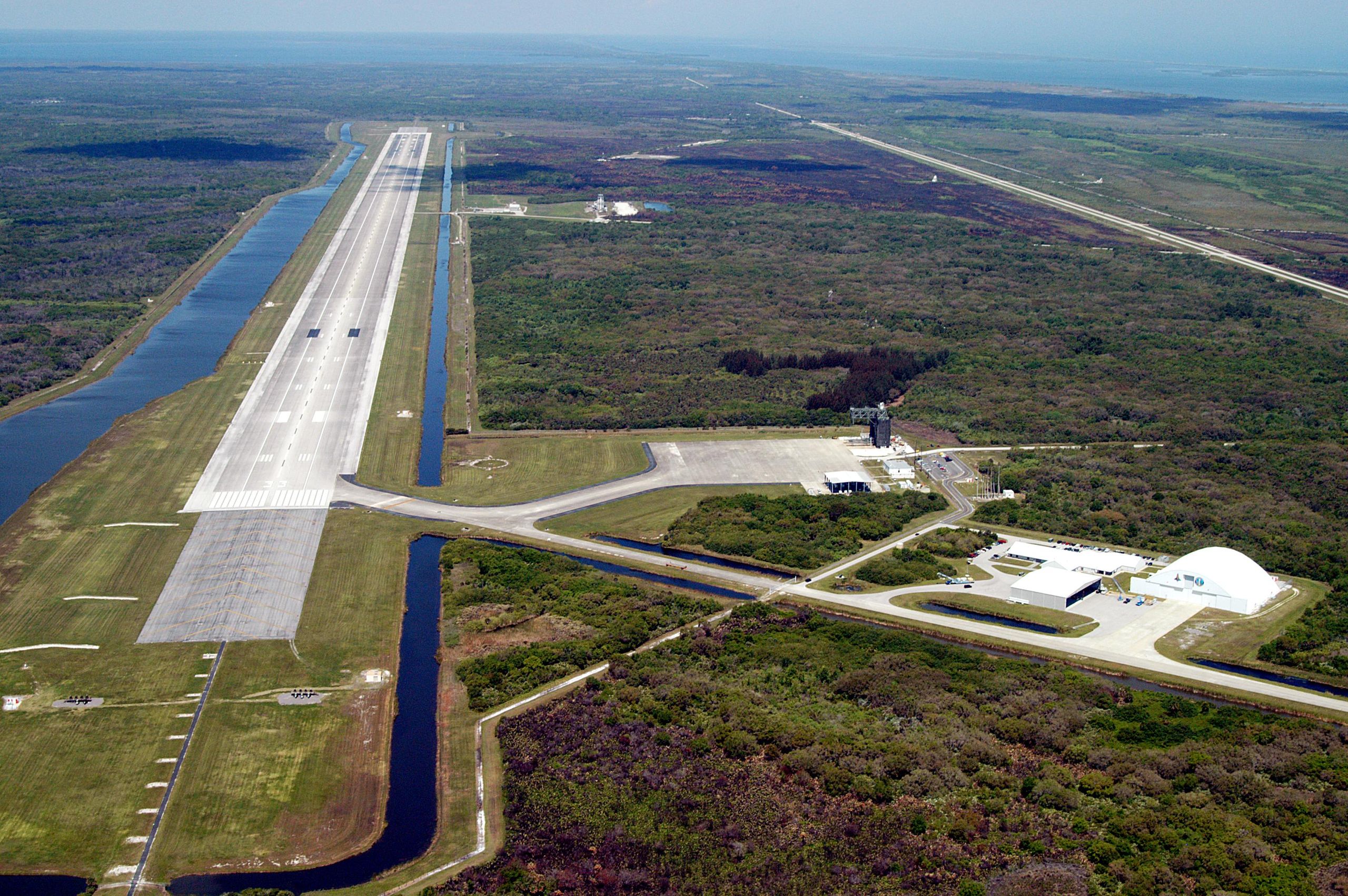 Spaceport Way NASA Space Shuttle Runway Gets New Life as Commercial Spaceport | Space