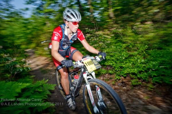 Amanda Carey (Kenda/Felt) makes it two in a row with a commanding win on day 3