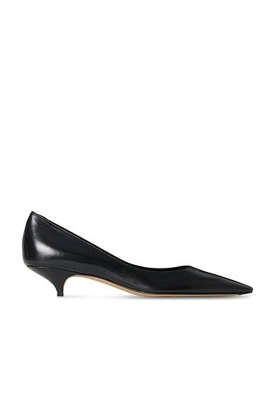 Liisa Two Kitten Pump