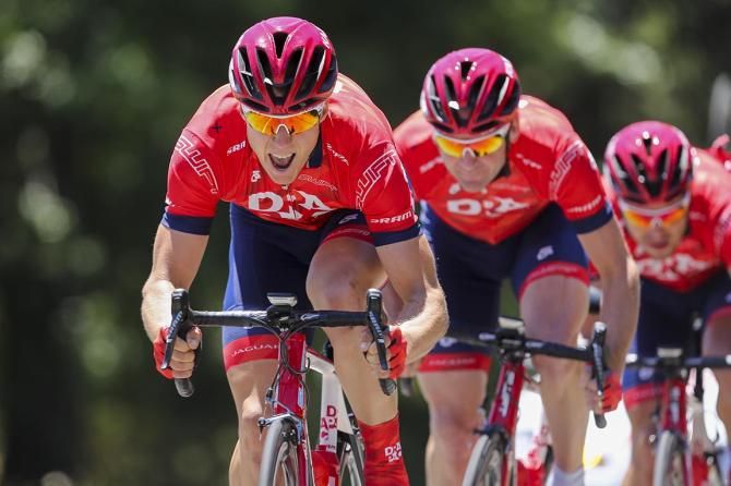 Drapac practising its sprint train
