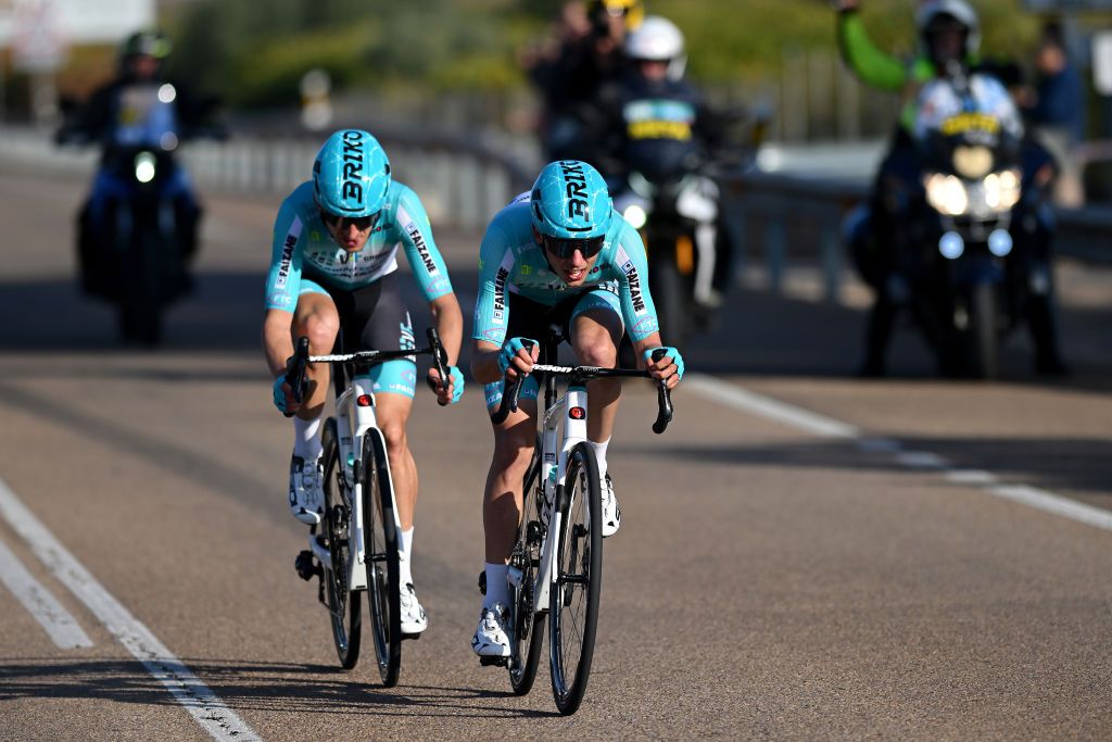 CASTELLON SPAIN JANUARY 31 LR Alessandro Tonelli of Italy and Manuele Tarozzi of Italy and Team VF GroupBardiani CSF compete in the breakaway during 75th Volta a la Comunitat Valenciana 2024 Stage 1 a 167km stage from Benicassim to Castellon de la Plana on January 31 2024 in Castellon Spain Photo by Dario BelingheriGetty Images