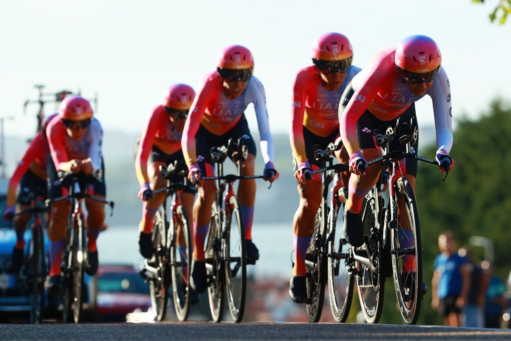 MARINA DE CUDEYO SPAIN SEPTEMBER 07 Margarita Victoria Garcia Caellas of Spain Marta Bastianelli of Italy Sofia Bertizzolo of Italy Maaike Boogaard of Netherlands Laura Tomasi of Italy Sophie Wright of United Kingdom and UAE Team ADQ sprint during the 8th Ceratizit Challenge By La Vuelta 2022 Stage 1 a 199km team time trial stage from Marina de Cudeyo to Marina de Cudeyo CERATIZITChallenge22 UCIWWT on September 07 2022 in Marina de Cudeyo Spain Photo by Gonzalo Arroyo MorenoGetty Images