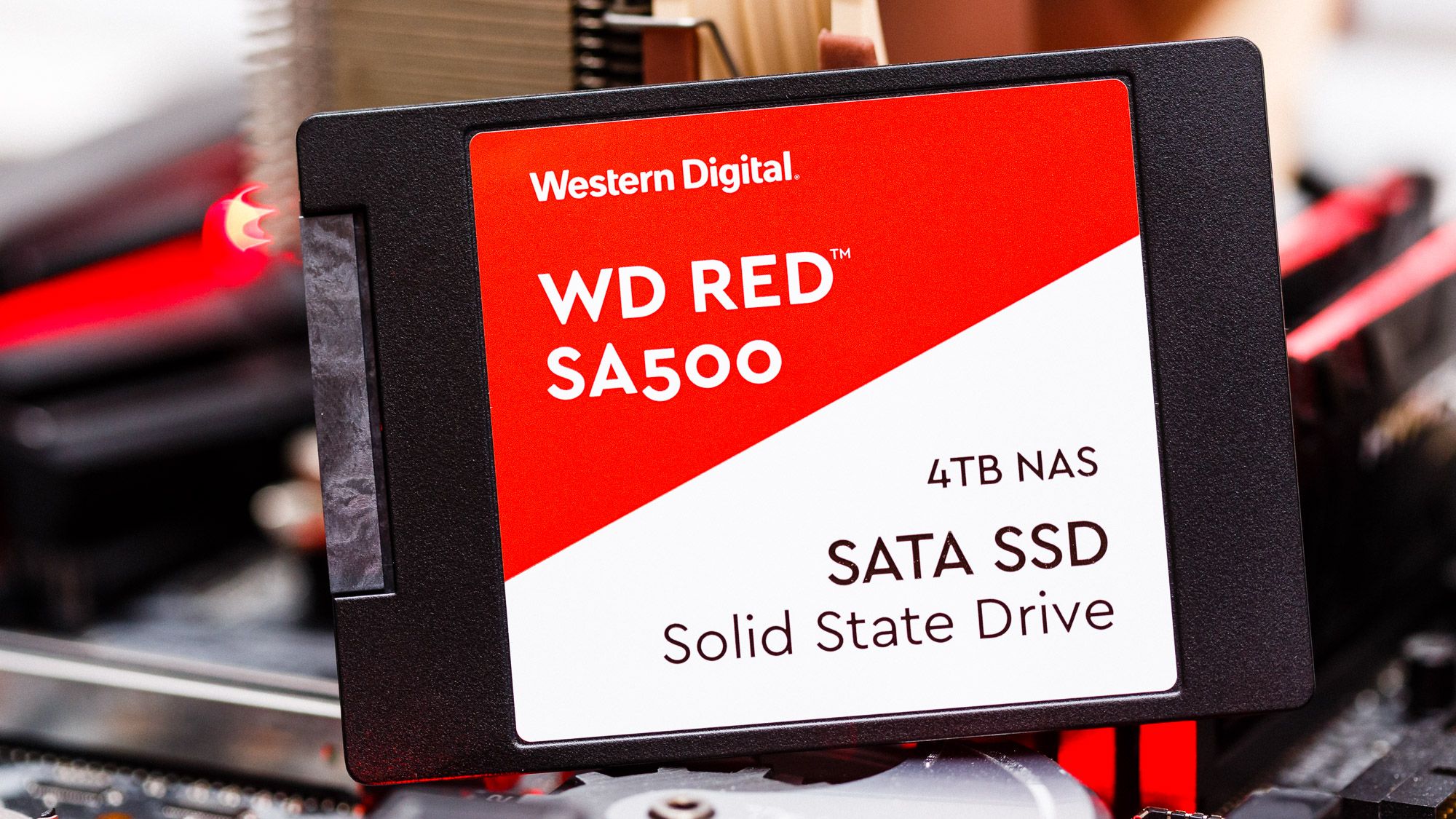 WD Red SA500 4TB SATA SSD 2.5インチ WD Red 4TB SA500 NAS SATA SSD 2.5”/7mm cased | 78091064 | Lenovo US