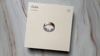 Oura Ring 4 box