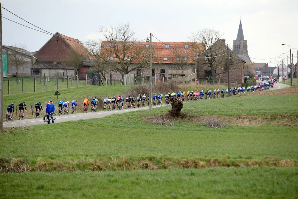 The 2018 Driedaagse De Panne-Koksijde peloton