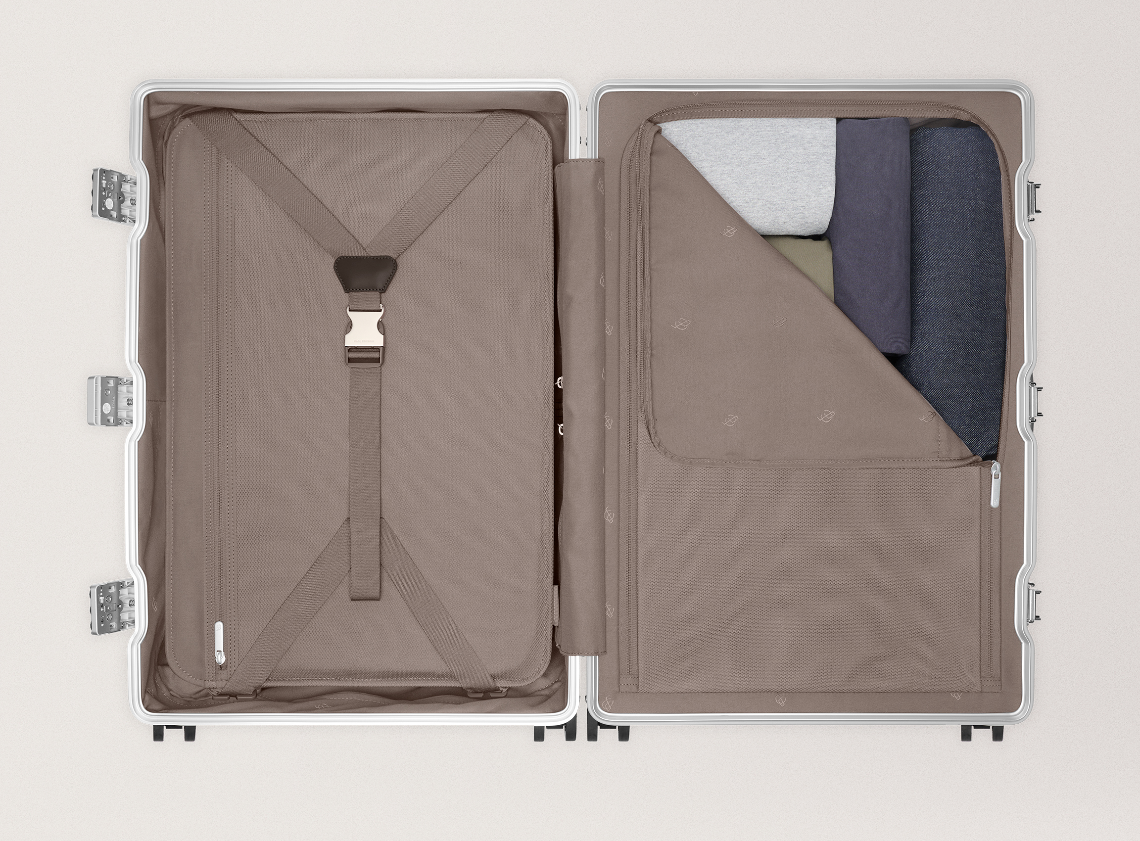Inside the new aluminium Check-In by Carl Friedrik