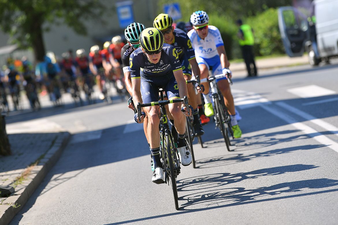 Orica-Scott lead the Tour de Pologne peloton.