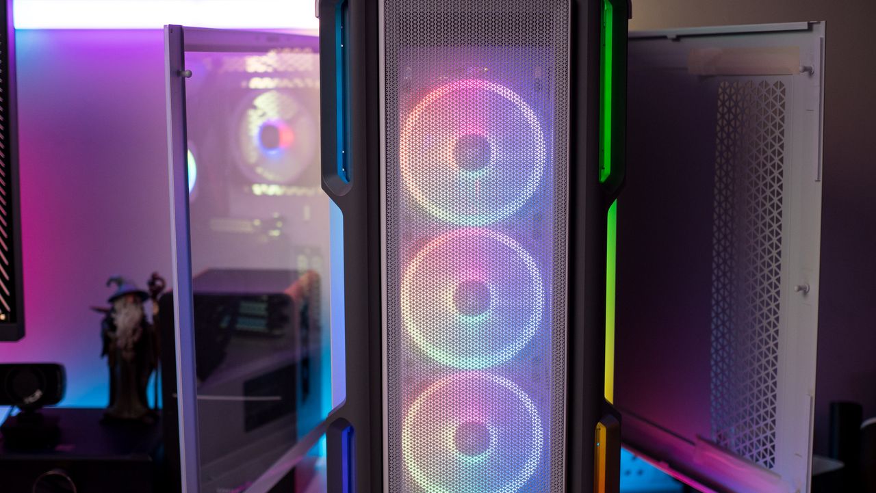 Front view of Corsair iCUE 5000T RGB with side panels unlocked