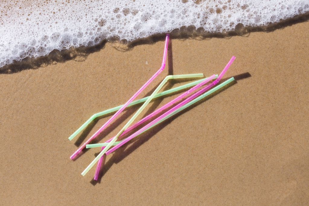 Plastic ban these everyday plastic items will be banned in the UK by