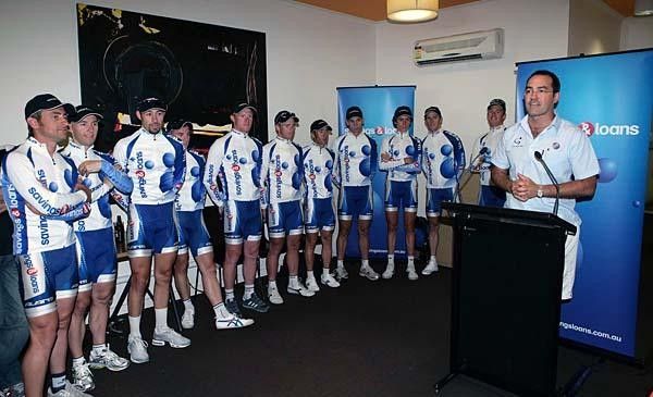 The team was presented to a large crowd on Sunday.