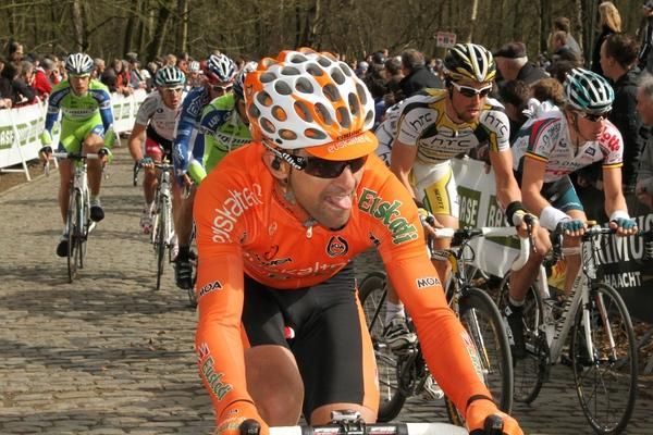 Bernhard Eisel (r) and Jurgen Roelandts (far right).