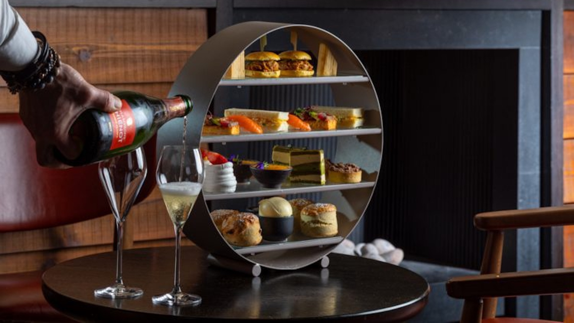 The Prince Akatoki afternoon tea