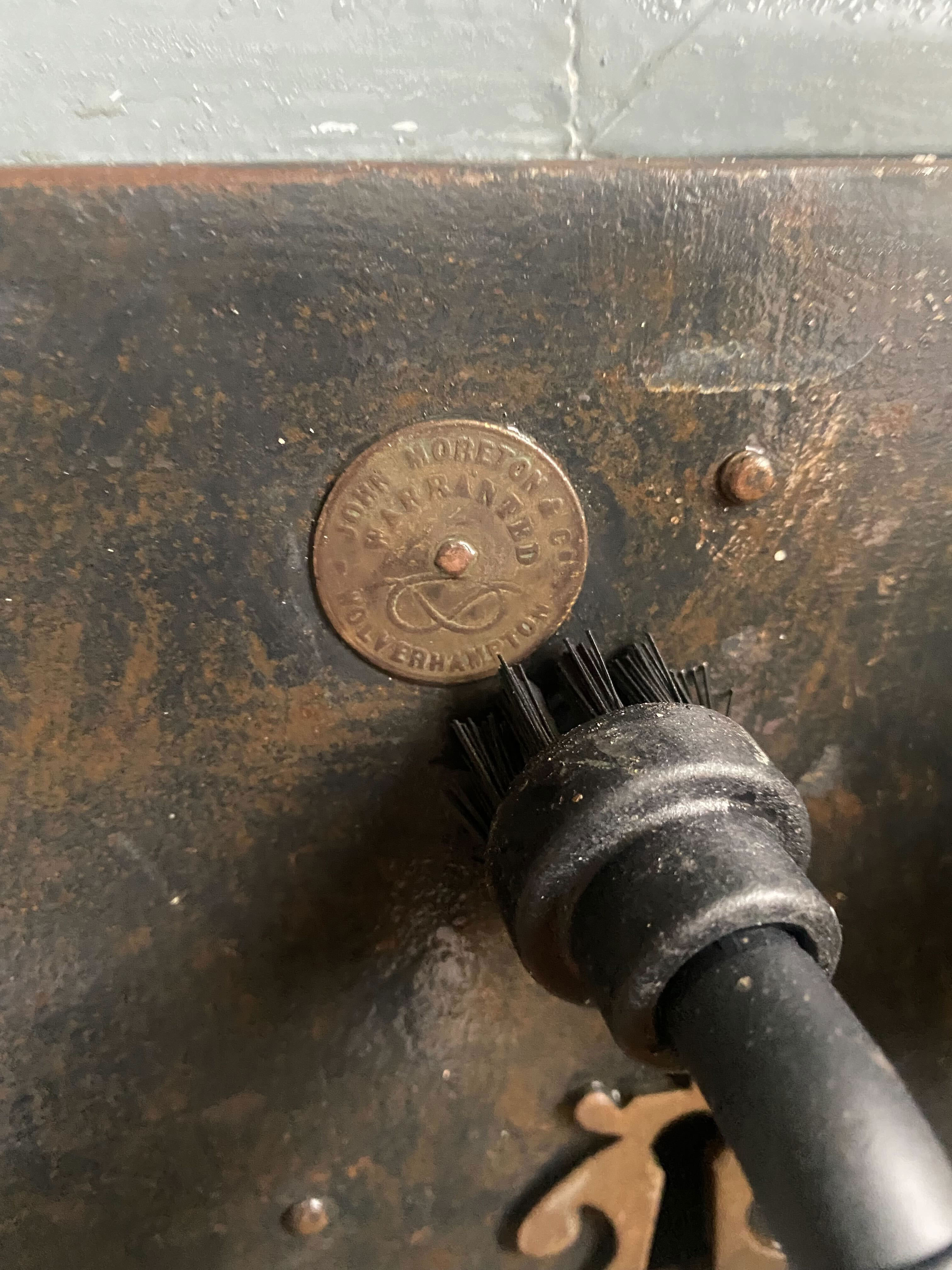 using dupray neat steam cleaner on lock
