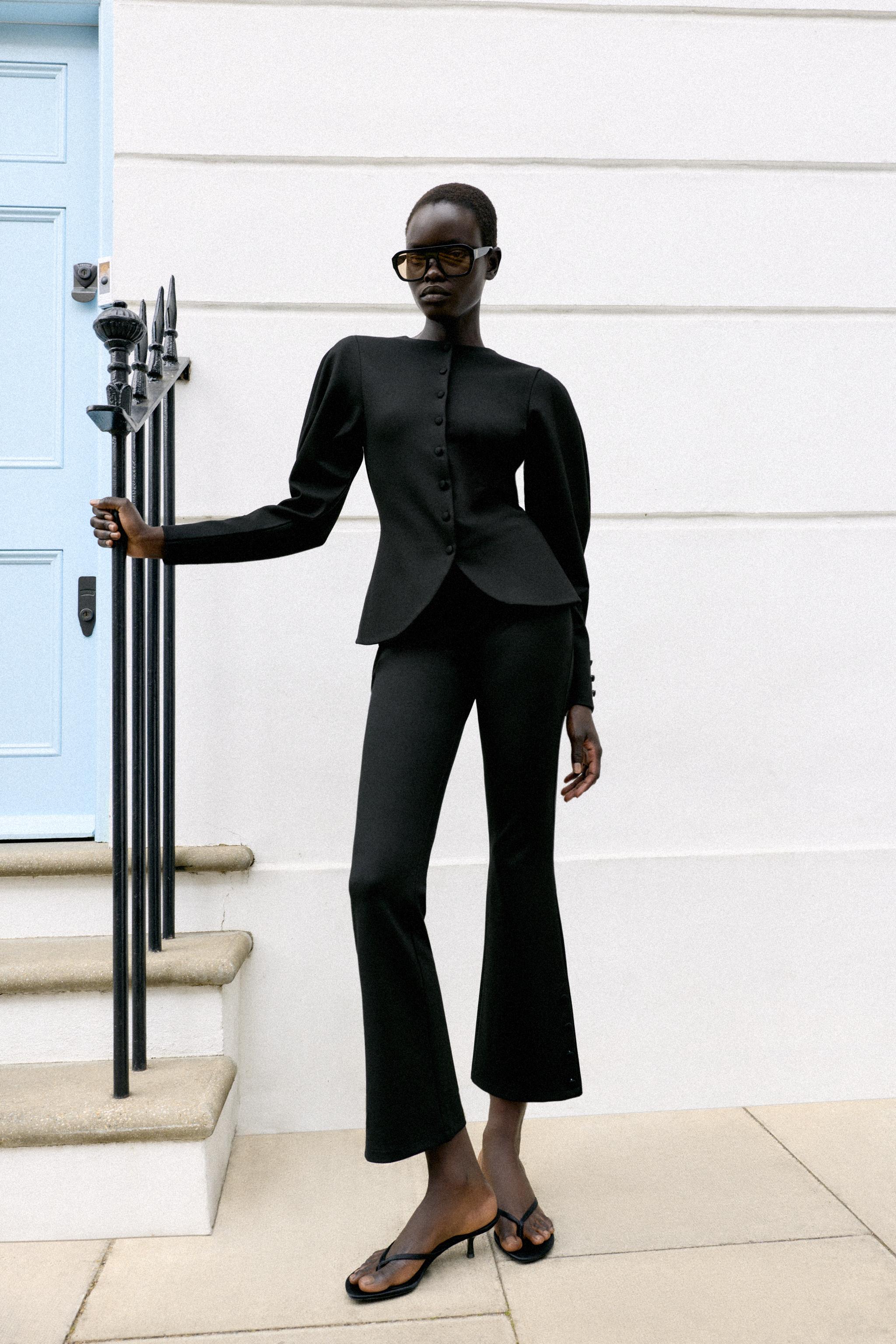 Interlock Button Blazer - Black - S