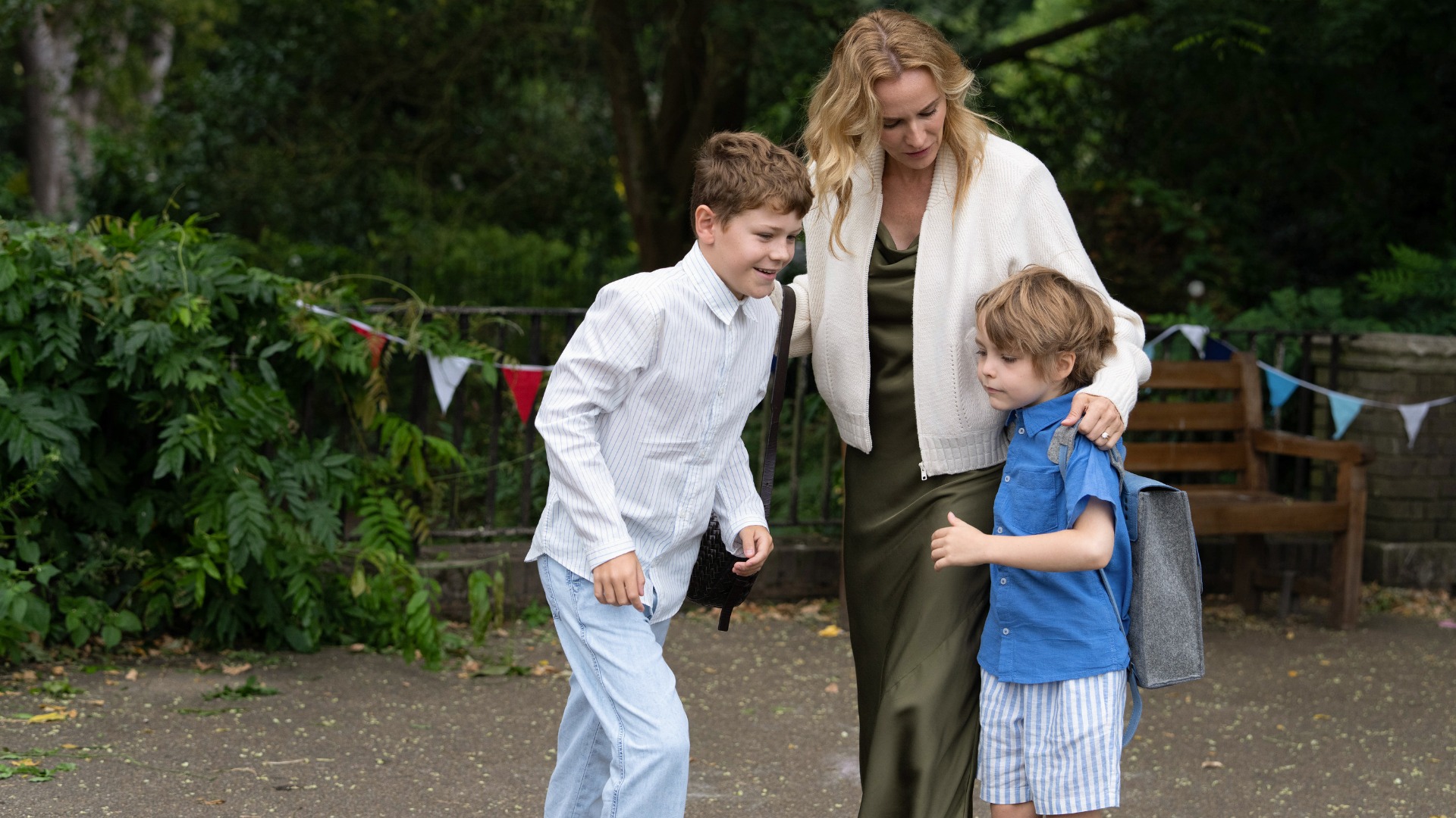 Diane Kruger as Jess in Little Disasters