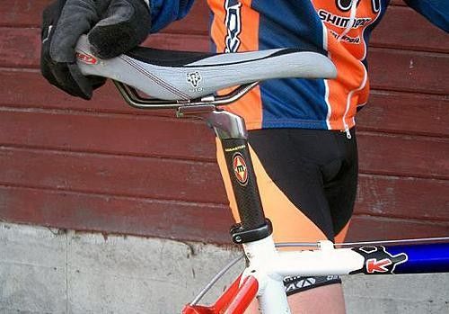 Dale runs the same seatpost/saddle combo as his wife - an Easton EC70 post clamped to a WTB Rocket V saddle.
