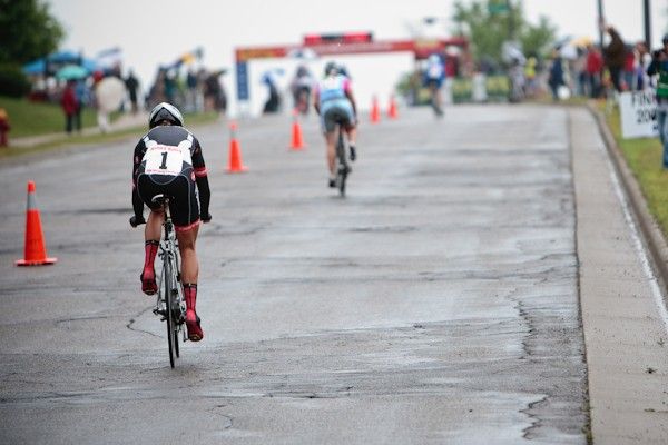 Kristen Armstrong (Cervelo) with the finish in site.