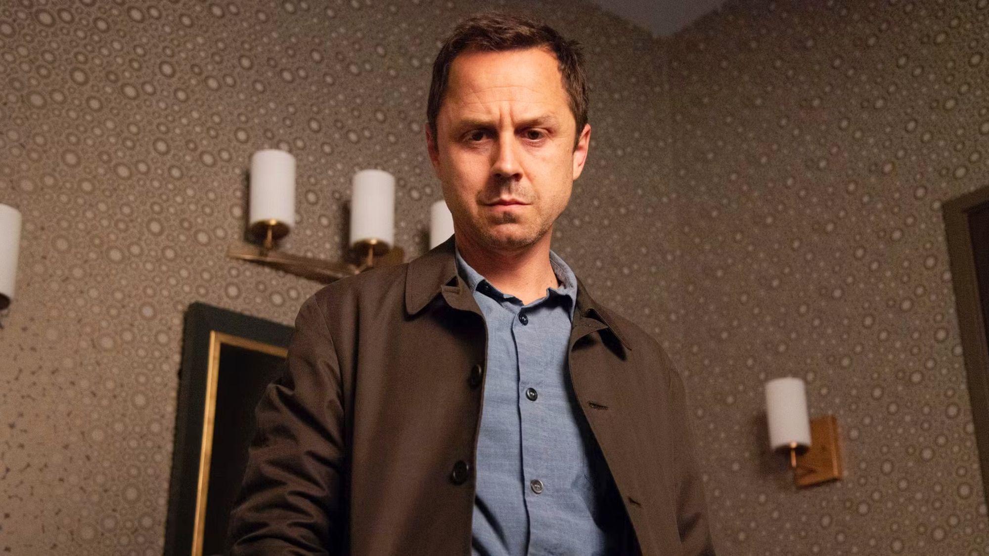 Giovanni Ribisi in Sneaky Pete