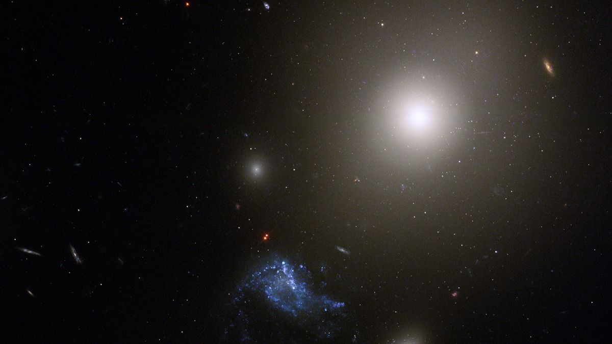 Hubble telescope spots peculiar dwarf galaxy with really bright neighbor