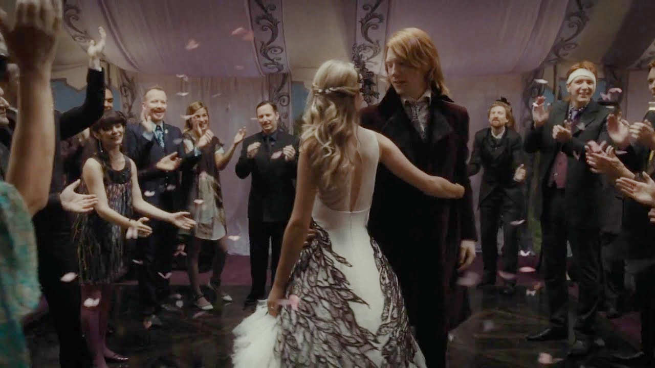 Fleur and Bill in Harry Potter and the Deathly Hallows Part 1.