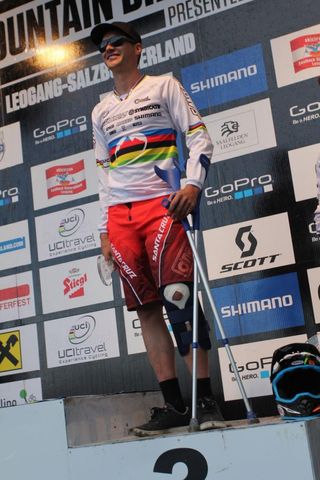World champion Minnaar sidelined with knee injury