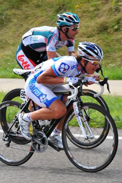 Yauheni Hutarovich tucks in on a gentle descent.