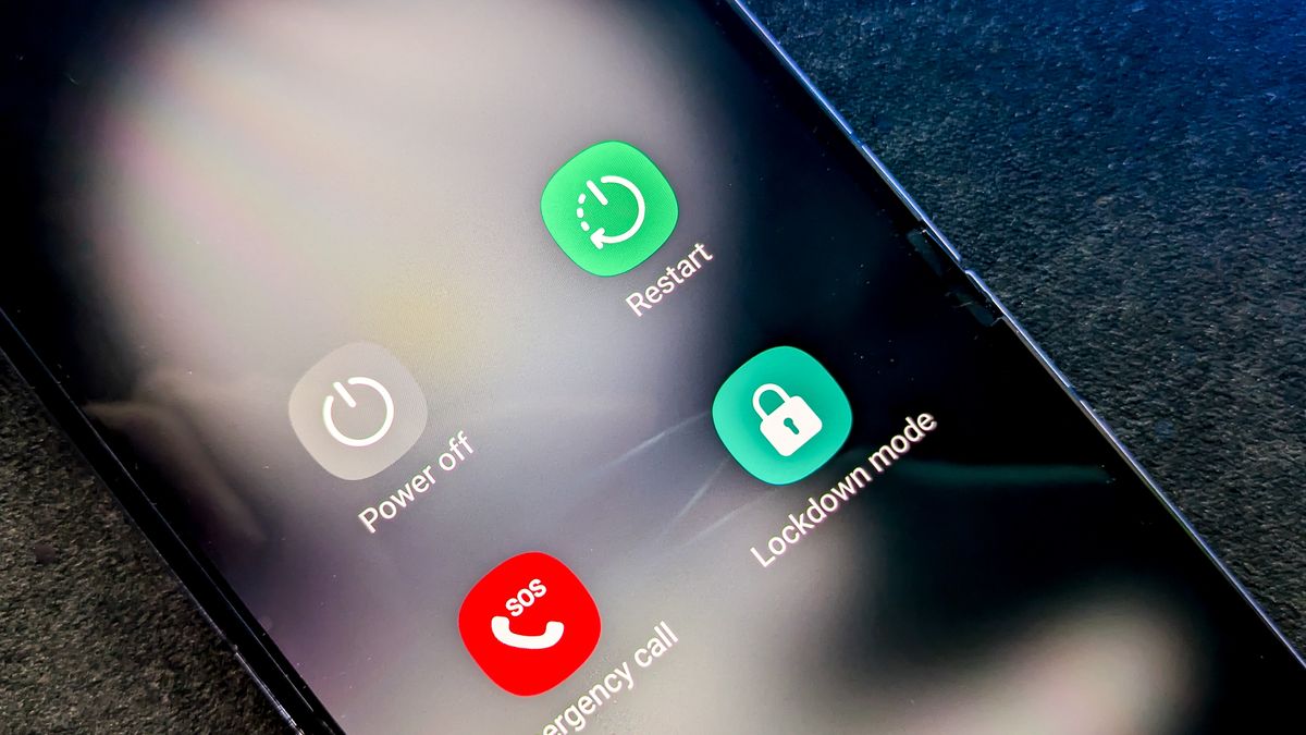 How to quickly lock your Android phone