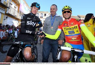 Alberto Contador (Tinkoff-Saxo) and Chris Froome (Team Sky) shake hands