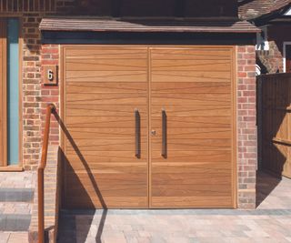 Side Hinged Garage Doors: The Right Solution for Your Home? | Homebuilding
