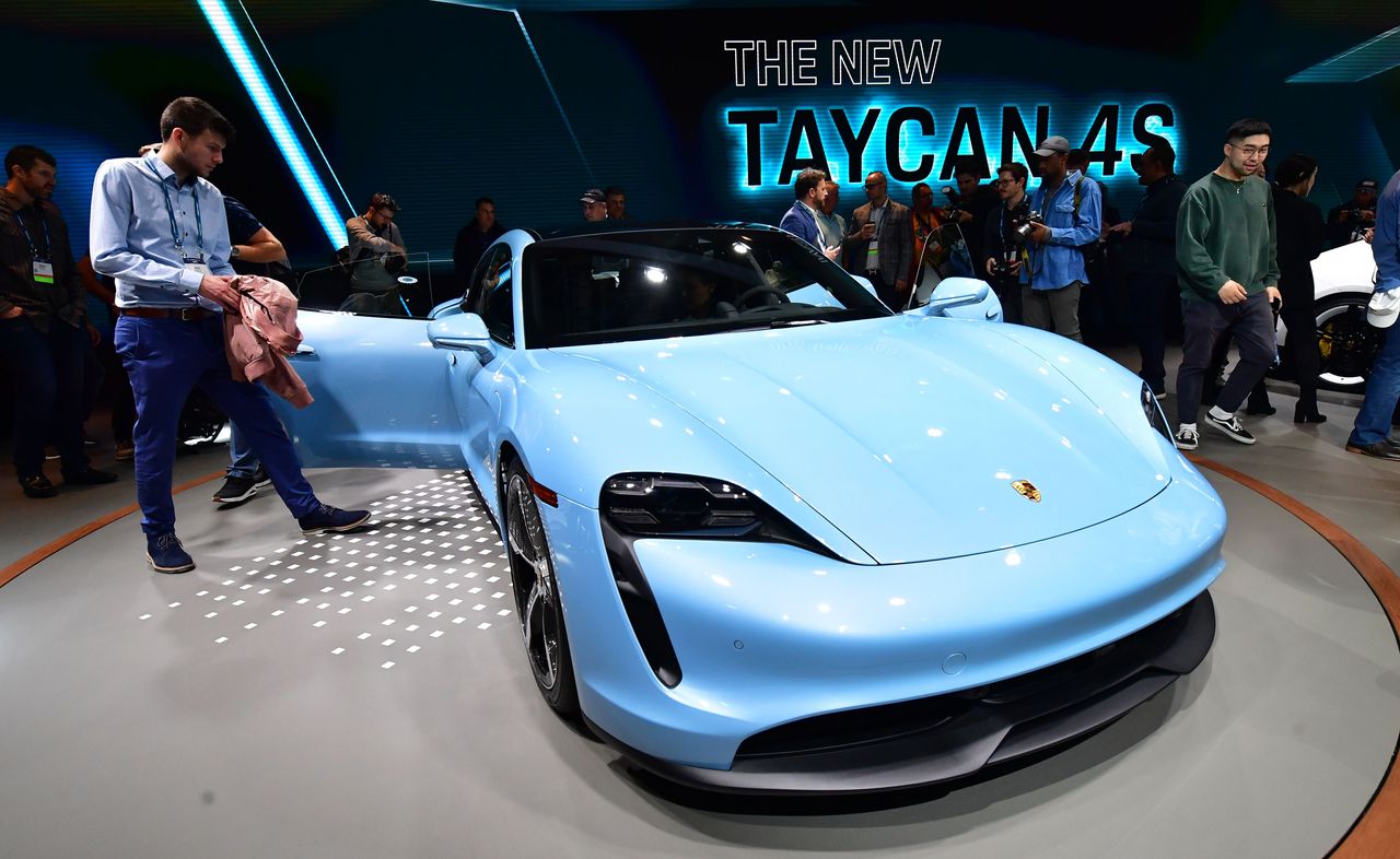 Porsche Taycan 4S