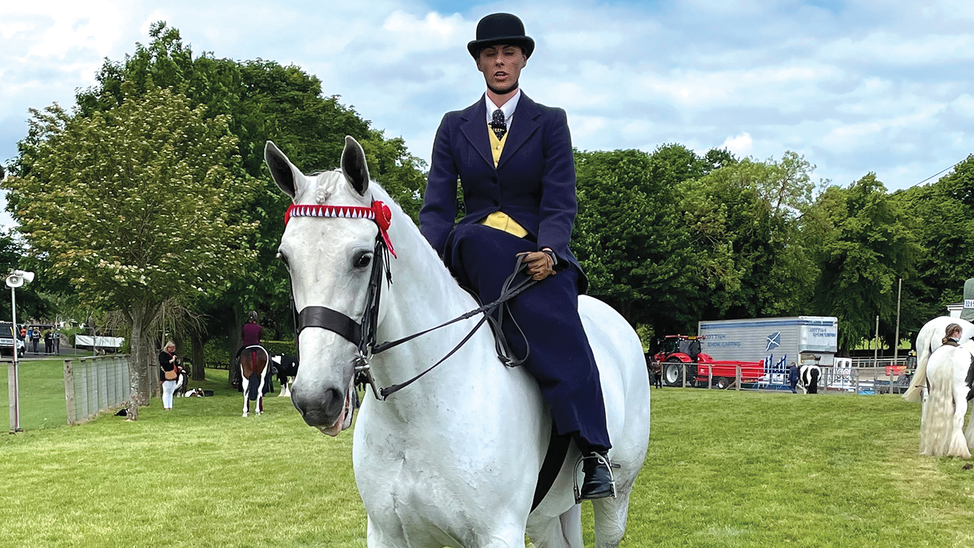 HAH311.sh_royalhighland.ballyhoulihan_rags_to_riches_reader_image_no_credit_free.jpg