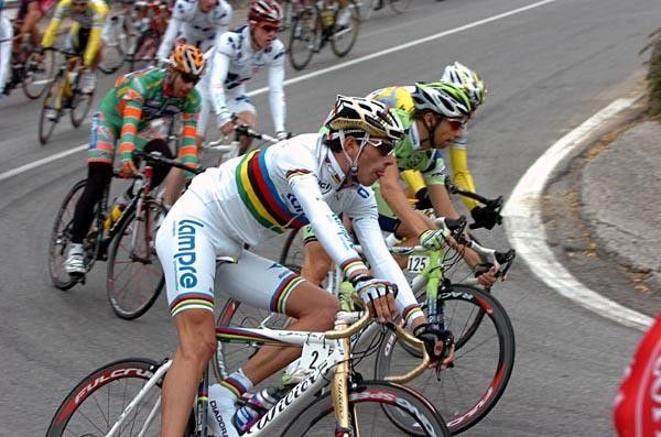 Ballan takes the descent