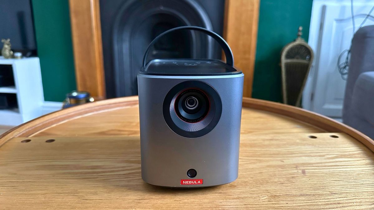 Nebula Mars 3 Air review: a portable home cinema experience