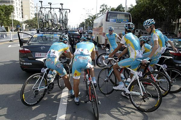 The strong Astana team awaits the start to stage one in Sanya. Astana produced the 2010 tour winner with Valentin Iglinskiy who will wear bib number one in the race.