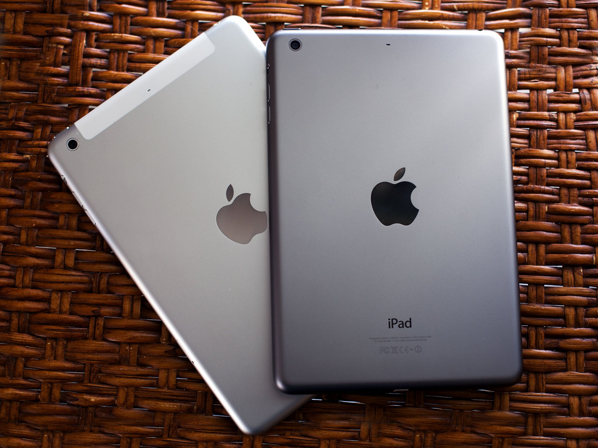 Ipad gray. IPAD Mini 5 Silver и Space Gray. Айпад мини 8. IPAD Air 2 Space Gray Silver. IPAD Mini 6 Silver.