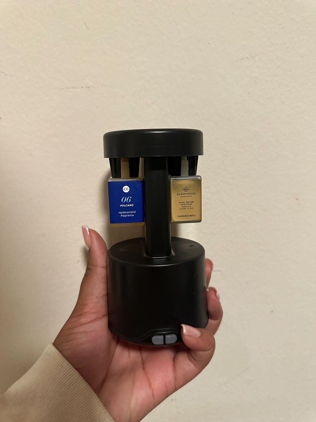 Pura Diffuser Review: Cost, How to Use, and Best Scents | Marie Claire