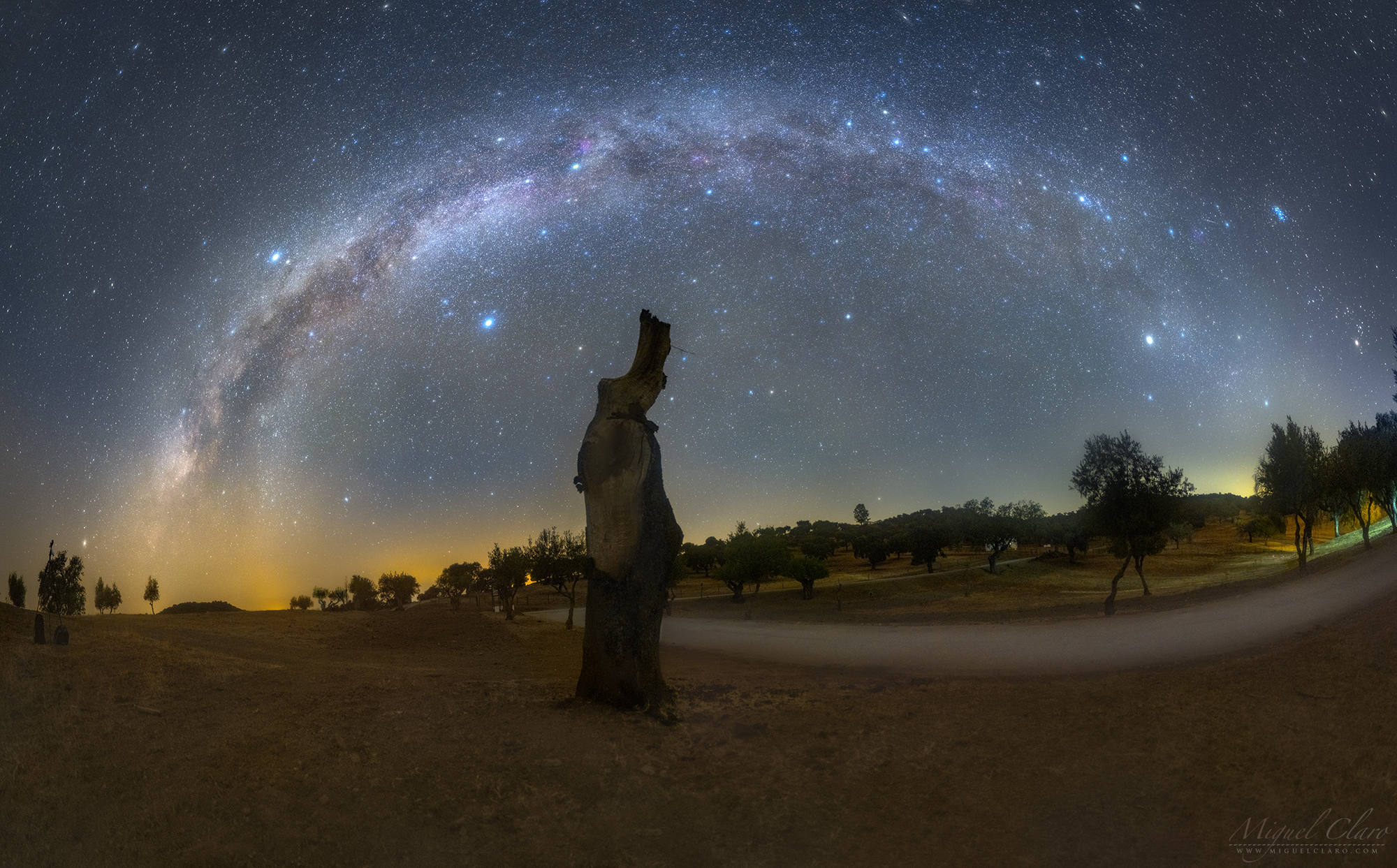 Milky Way's seasonal transition captured in gorgeous night sky photo