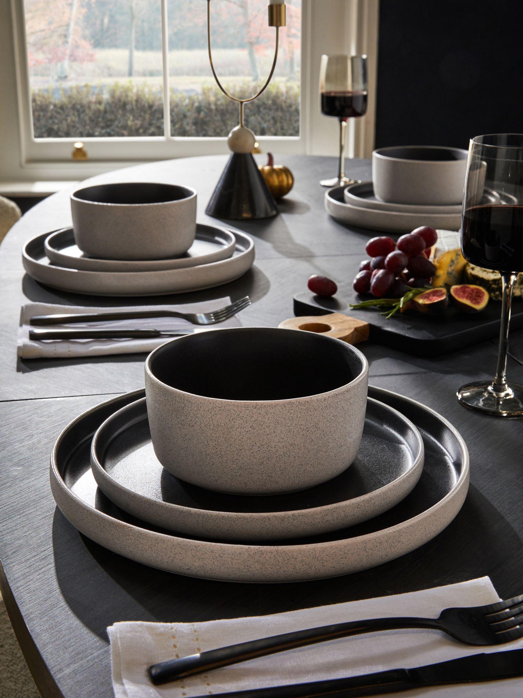 12 Piece Black Otis Dinner Set - Size One