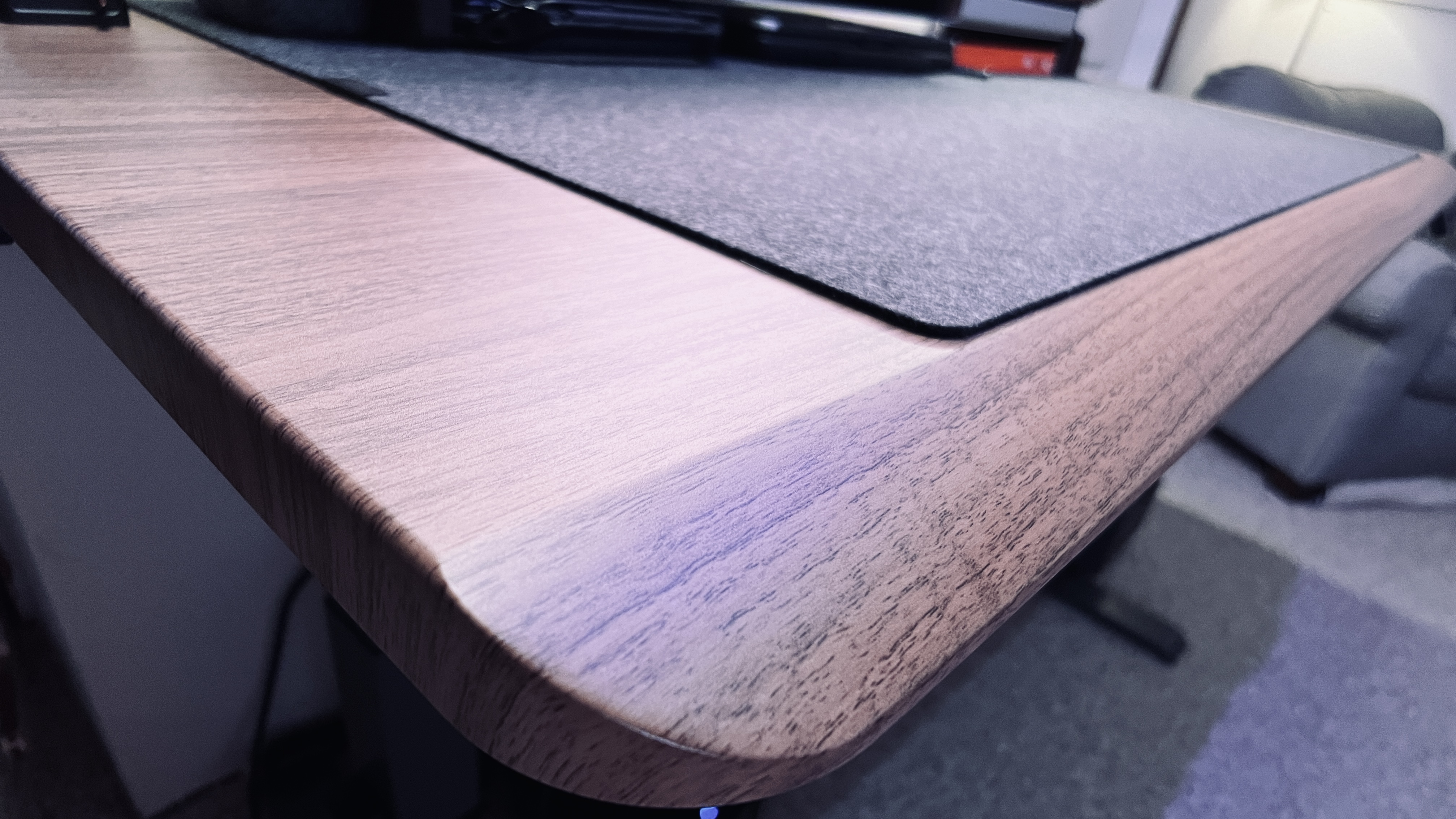 Vari Electric Standing Desk with Comfort Edge