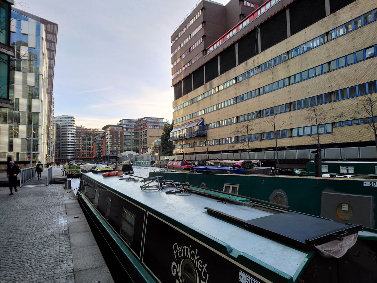 ... but go to manual mode and turn on HDR, and you get this - a much better shot