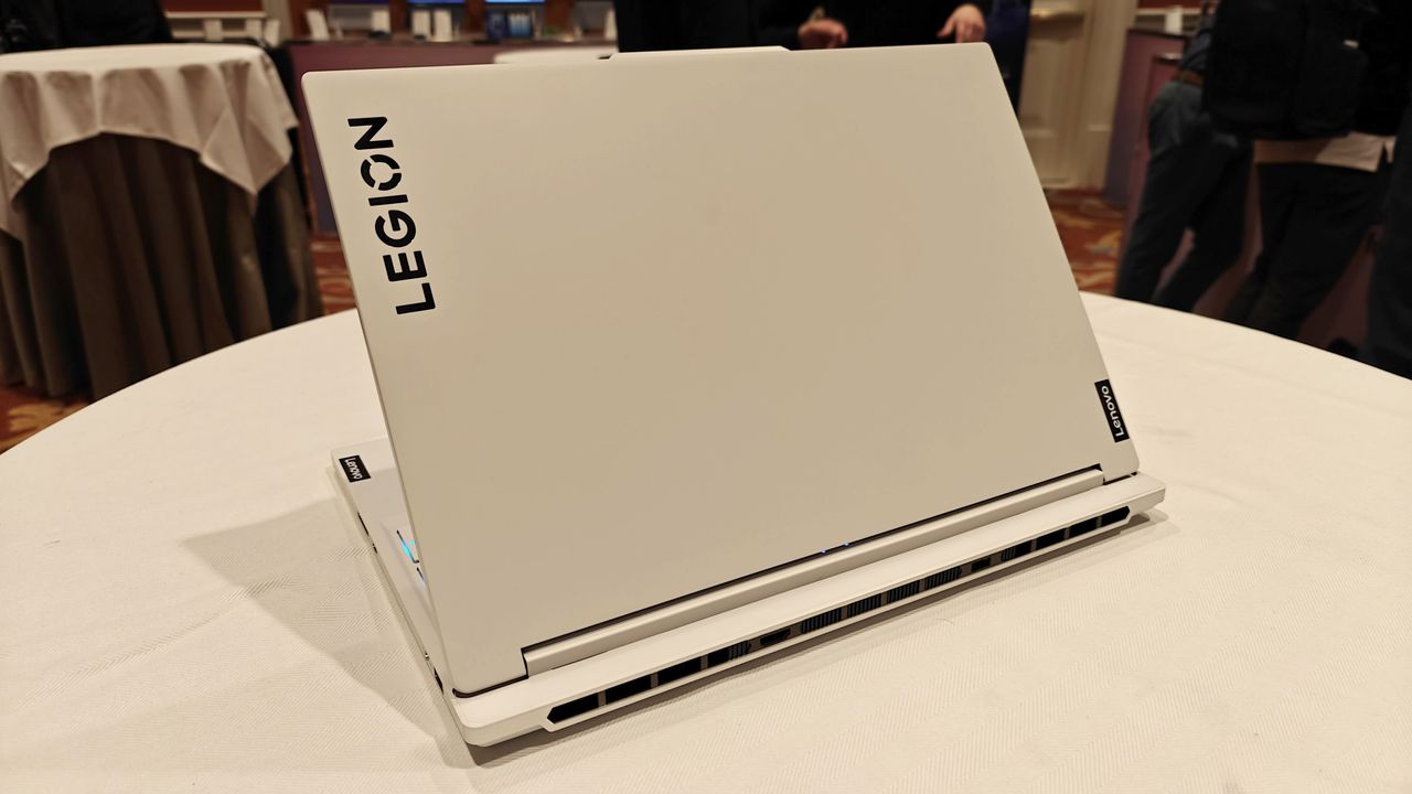 Lenovo Legion 7i 2024