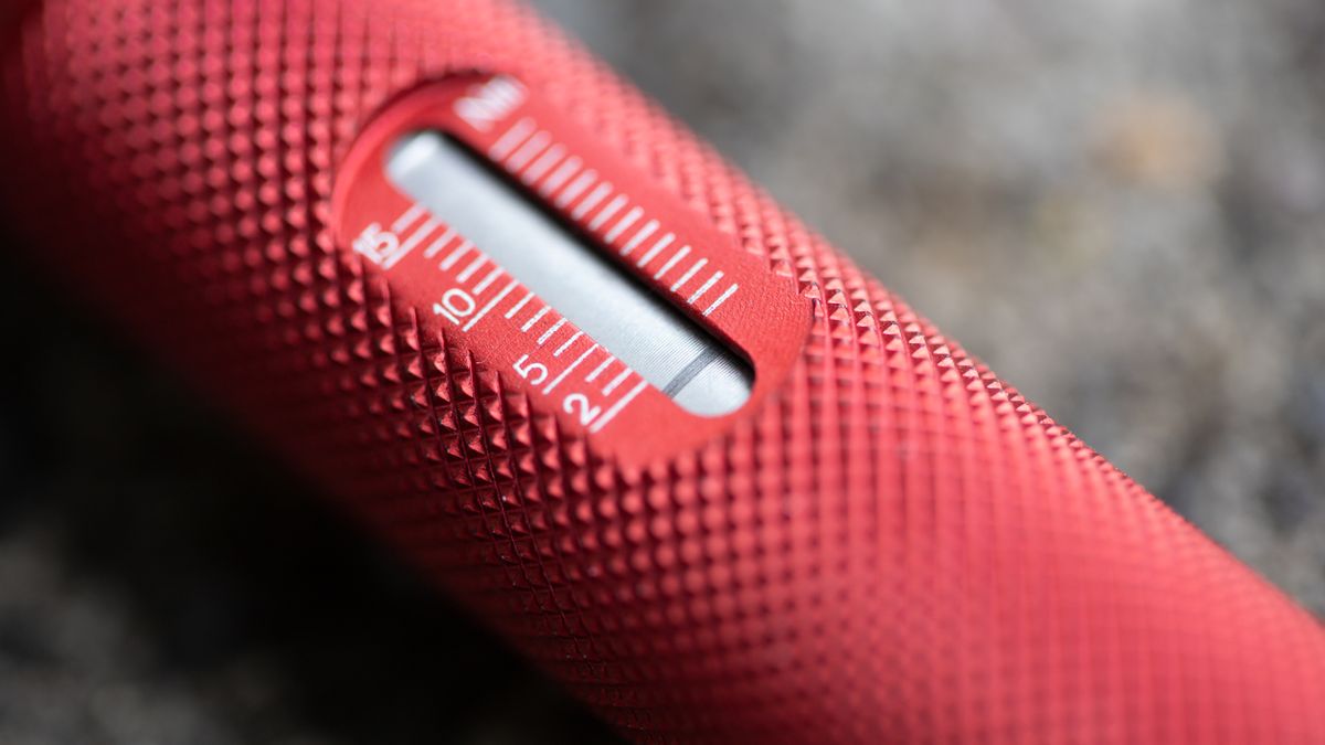 Giustaforza 2-16 Pro torque wrench detail showing laser cut torque scale