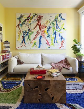 Yellow and blue representing a strong clash in a living room