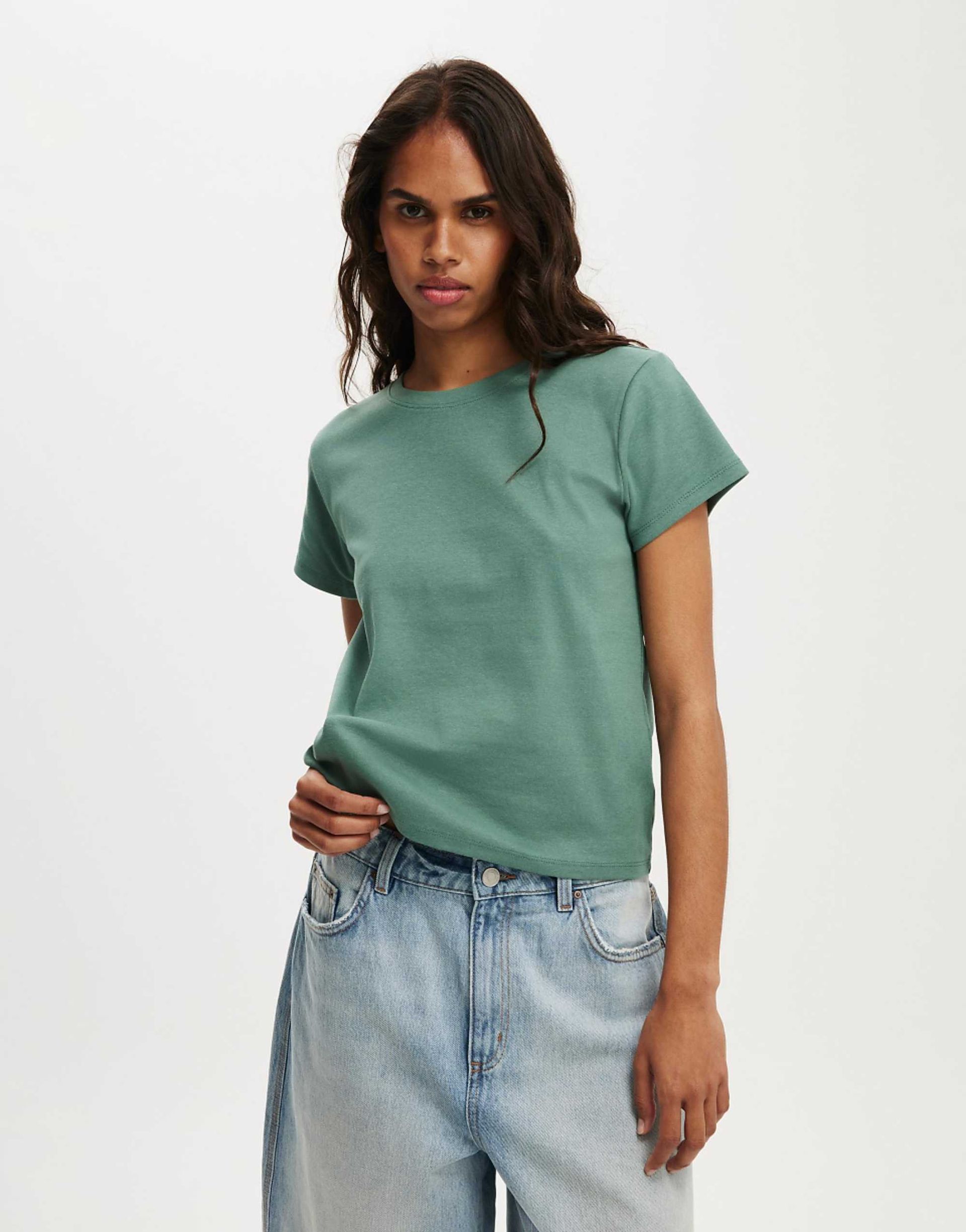 Cotton on 90s Baby Tee in Green