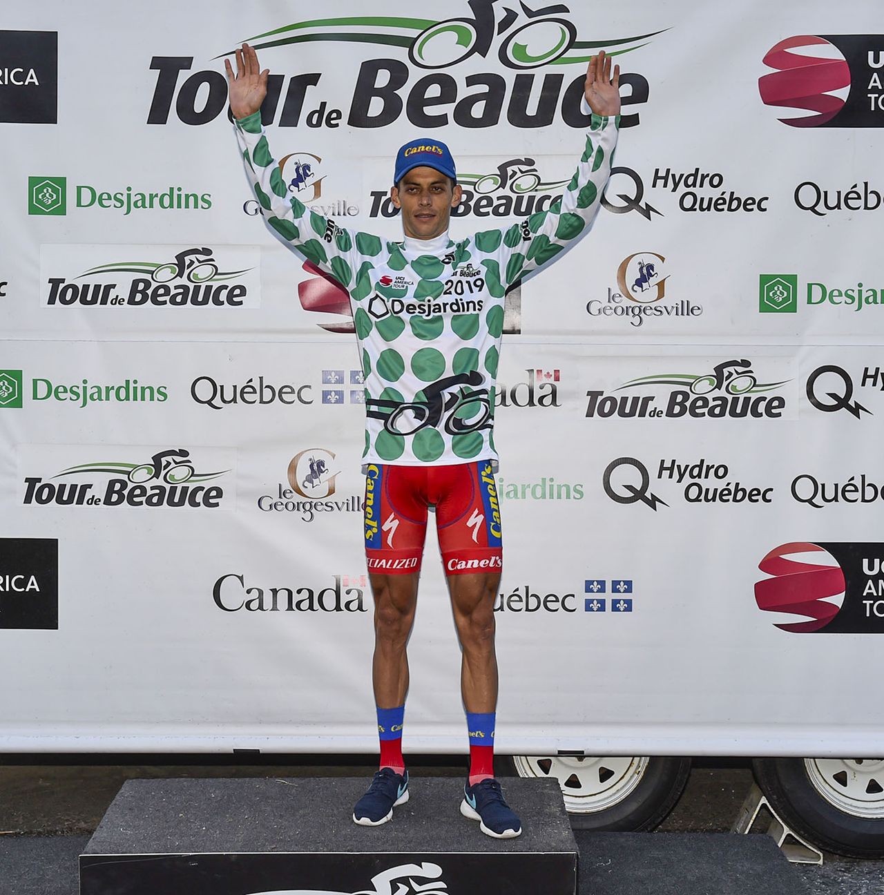 KoM jersey Oscar Eduardo Sanchez.