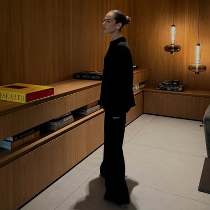 Kira Mackenzie Jackson wearing all black