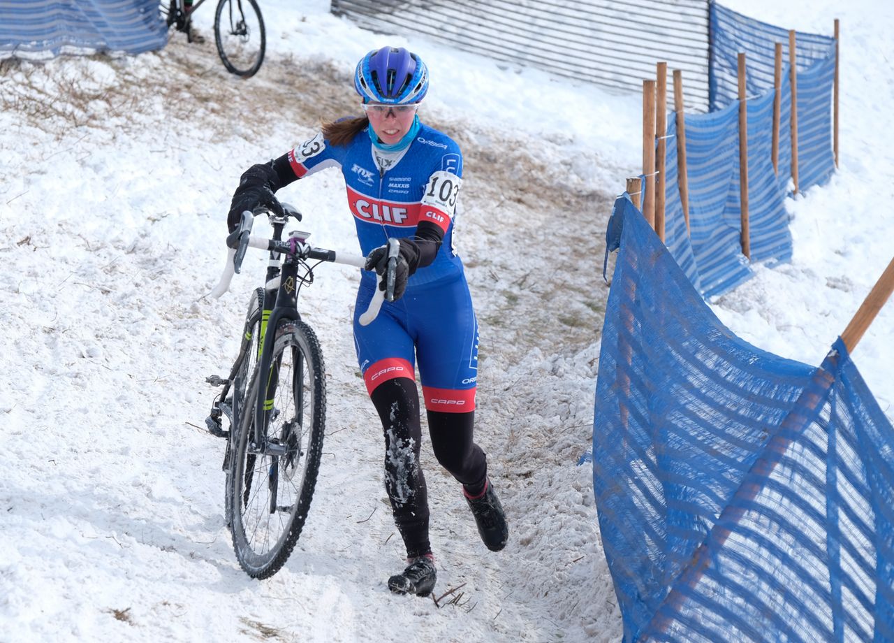 Hannah Finchamp (Cliff Pro Team) racing in third place during the second lap